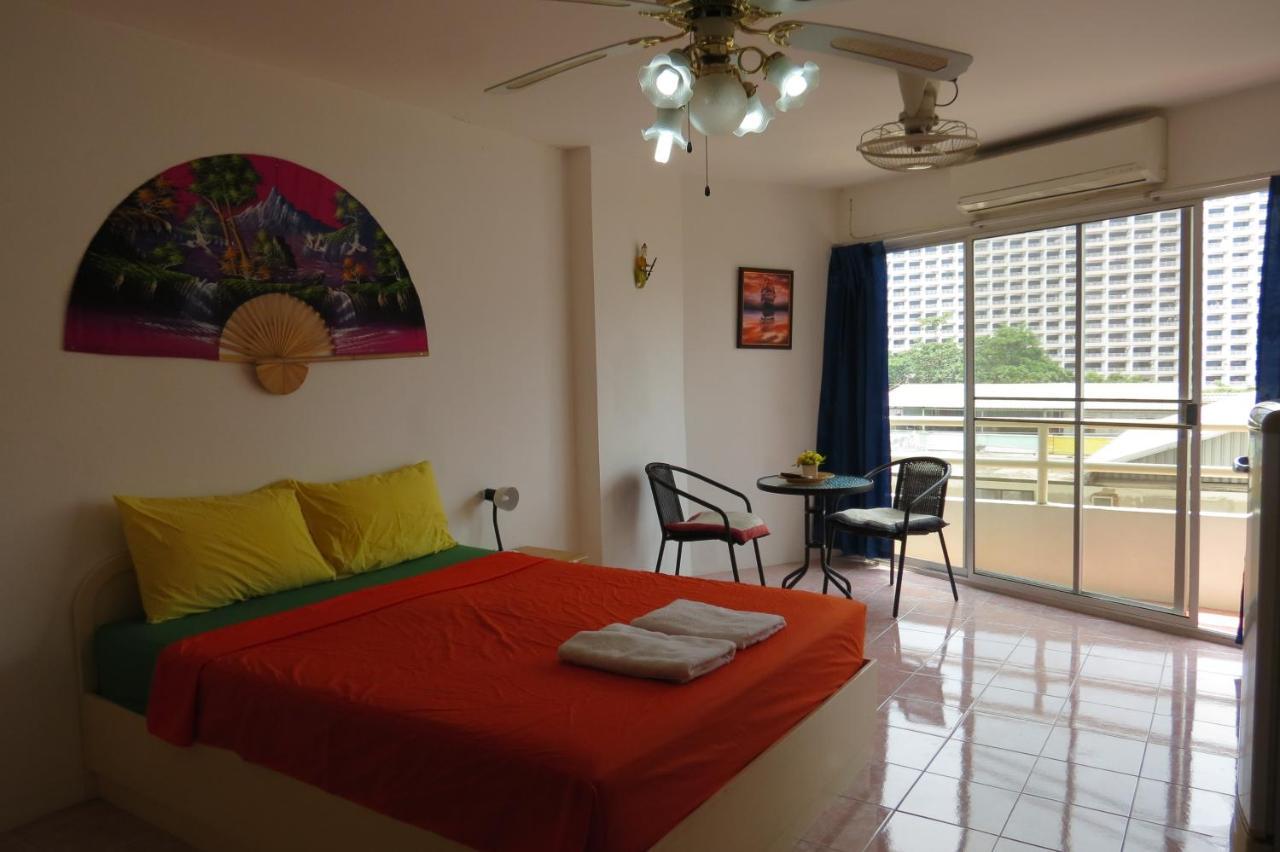 B&B View Talay 1B Apartments Pattaya Exterior photo