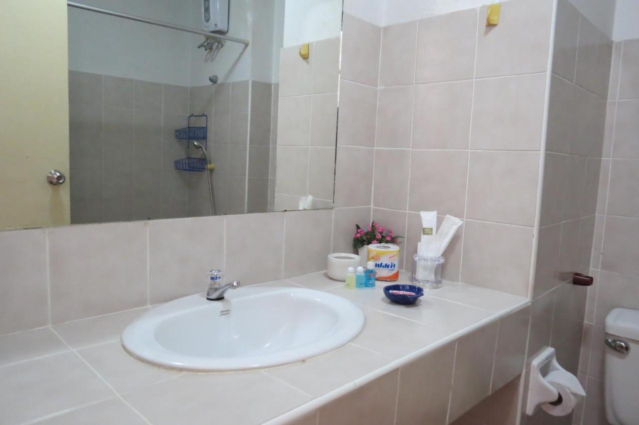 B&B View Talay 1B Apartments Pattaya Exterior photo